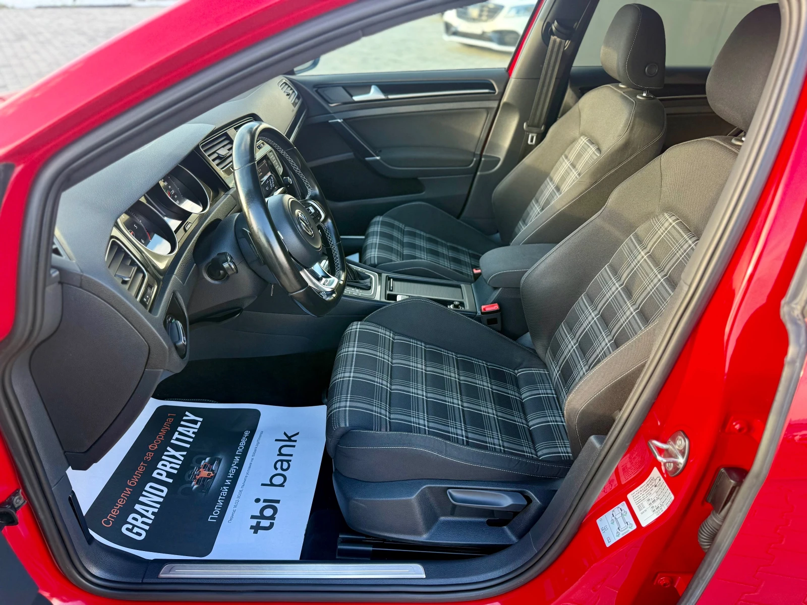 VW Golf GTD TOP !!! COБСТВЕН ЛИЗИНГ !!!, снимка 10 - Автомобили и джипове - 55044935