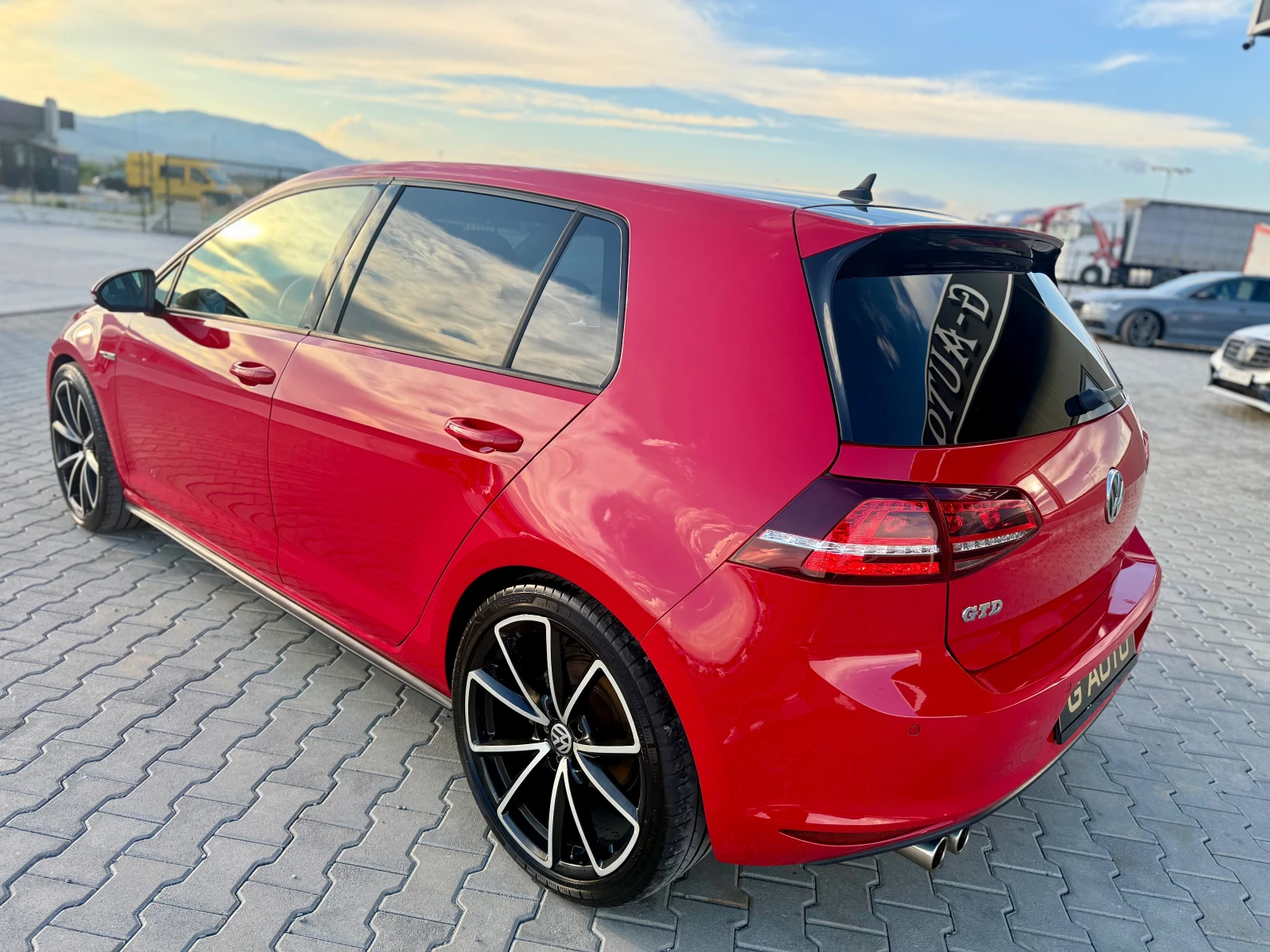 VW Golf GTD TOP !!! COБСТВЕН ЛИЗИНГ !!!, снимка 7 - Автомобили и джипове - 55044935