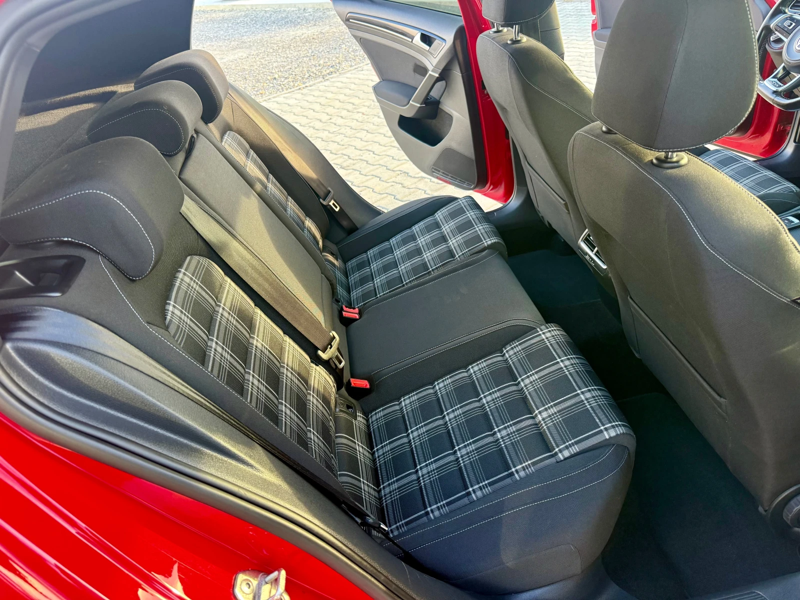 VW Golf GTD TOP !!! COБСТВЕН ЛИЗИНГ !!!, снимка 12 - Автомобили и джипове - 55044935