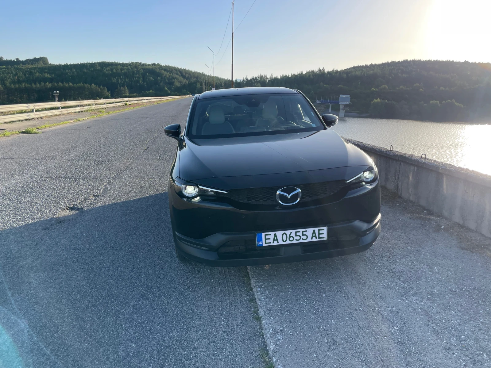 Mazda MX-30, снимка 6 - Автомобили и джипове - 55093387