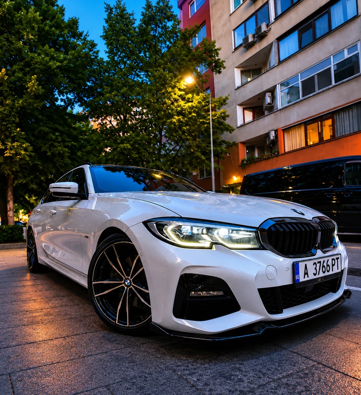 BMW 320 Абсолютен Фул до горе!!! Внос Германия! , снимка 16 - Автомобили и джипове - 55210662