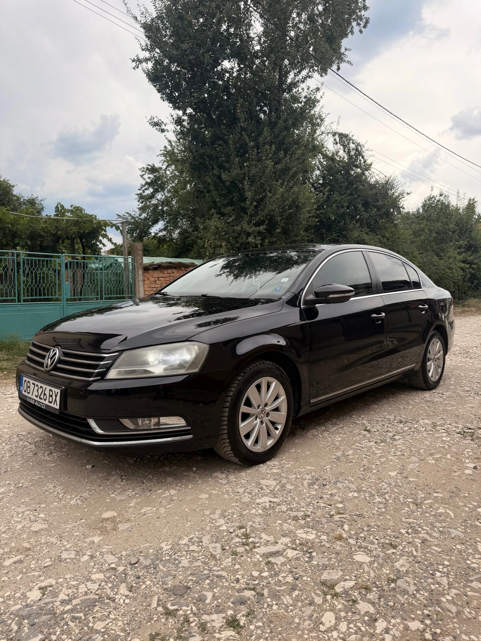 VW Passat 1.6 TDI 105ps, снимка 3 - Автомобили и джипове - 55249645