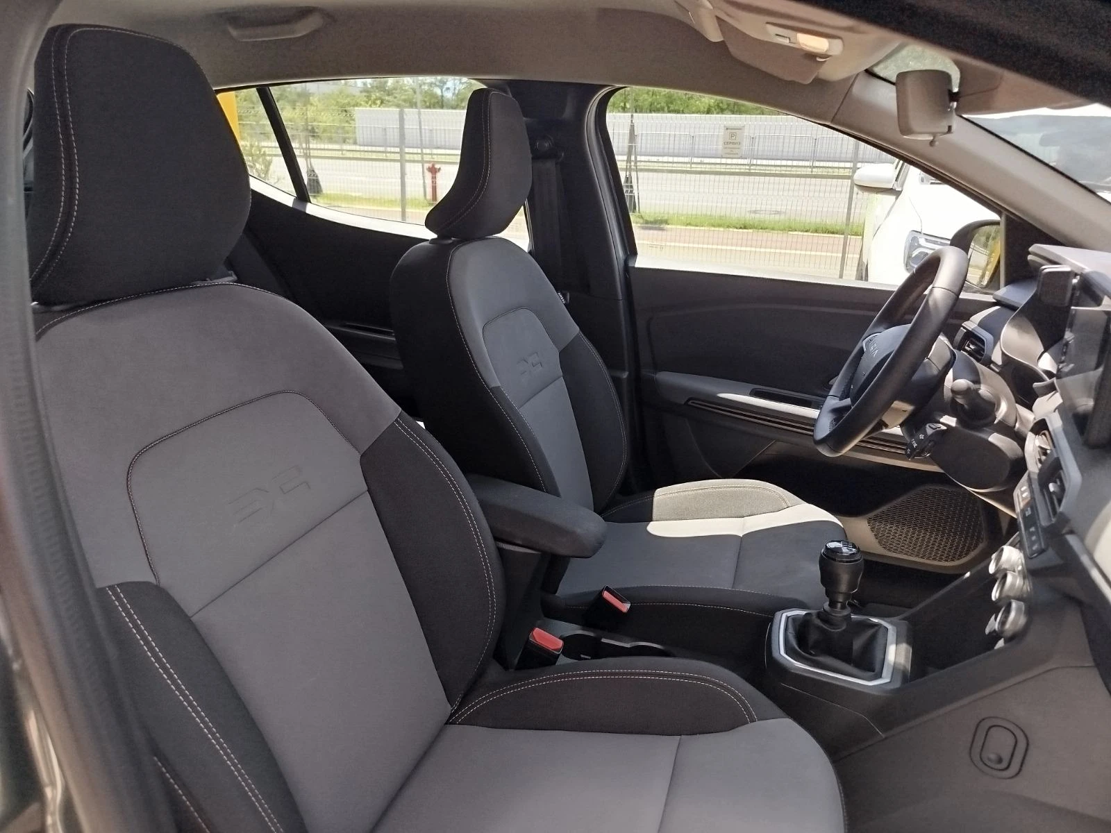 Dacia Sandero Stepway 1.0/ 100 к.с. LPG, снимка 13 - Автомобили и джипове - 55309160