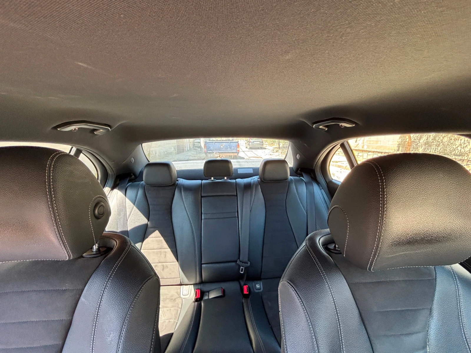 Mercedes-Benz E 220, снимка 9 - Автомобили и джипове - 55695978