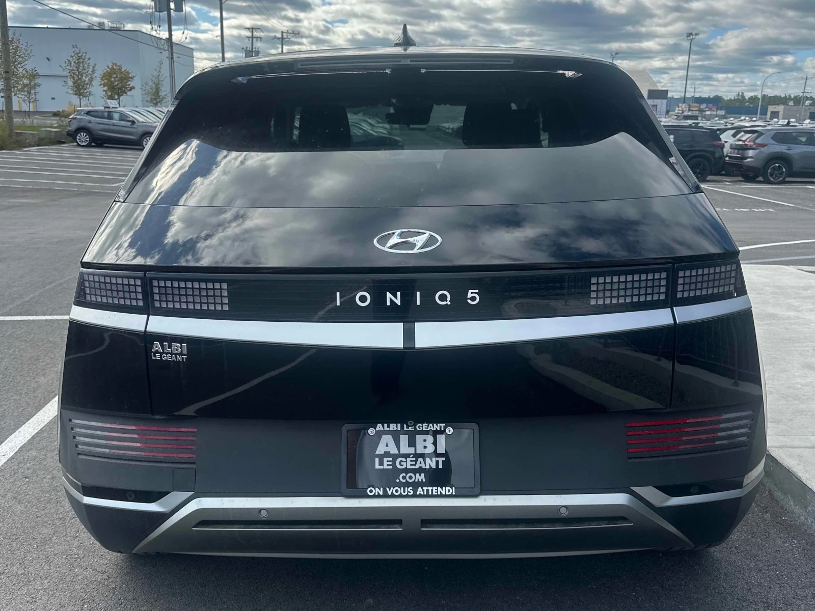 Hyundai Ioniq 5 * Preferred * CARFAX * ОПЦИЯ ЗА ФИНАНСИРАНЕ, снимка 4 - Автомобили и джипове - 56127804