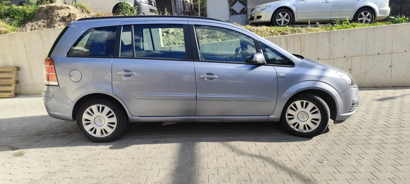 Opel Zafira, снимка 2 - Автомобили и джипове - 56202039