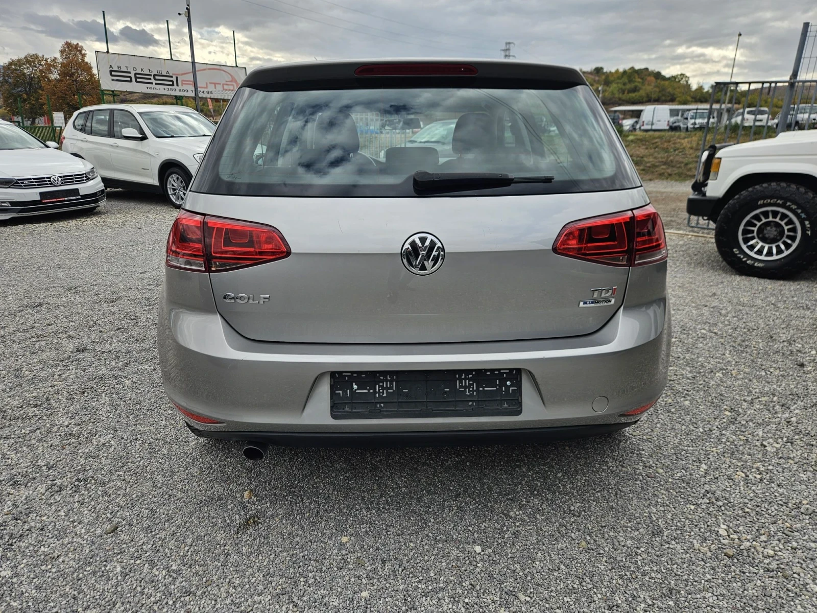 VW Golf 1.6 TDI  HIGHLINE , снимка 6 - Автомобили и джипове - 56615352