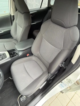 Toyota Rav4 2.5i 4х4 Hybrid 222к.с. СЕРВИЗНА ИСТОРИЯ, снимка 10