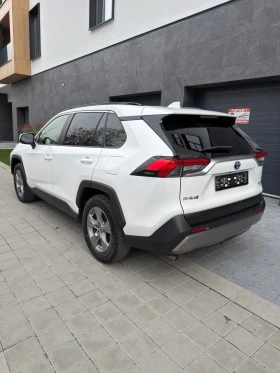 Toyota Rav4 2.5i 4х4 Hybrid 222к.с. СЕРВИЗНА ИСТОРИЯ - 25900 € / 50656.00 лв. - 86474116 4