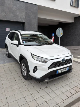 ����� �� �������� �� Toyota Rav4 2.5i 4X4 Hybrid 222�.�. � ��������   ����� ������