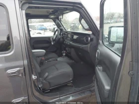 Jeep Gladiator ALTITUDE* 4X4* 3.6* V6*  - 27700 € / 54176.49 лв. - 93941849 9