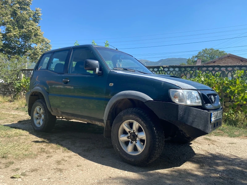 Nissan Terrano, снимка 3 - Автомобили и джипове - 47009113