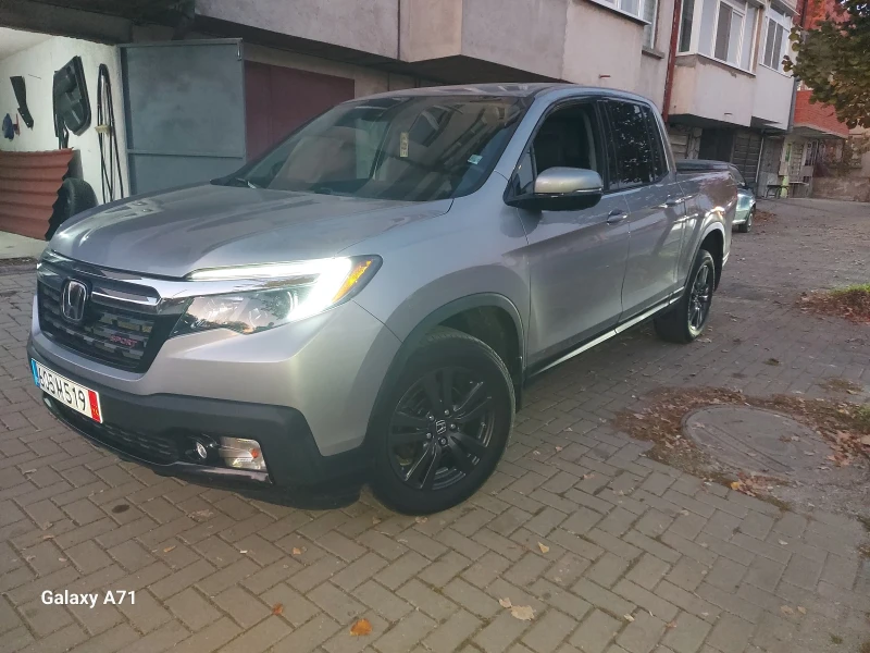 Honda Ridgeline 3.5i , 4x4, снимка 1 - Автомобили и джипове - 47402608