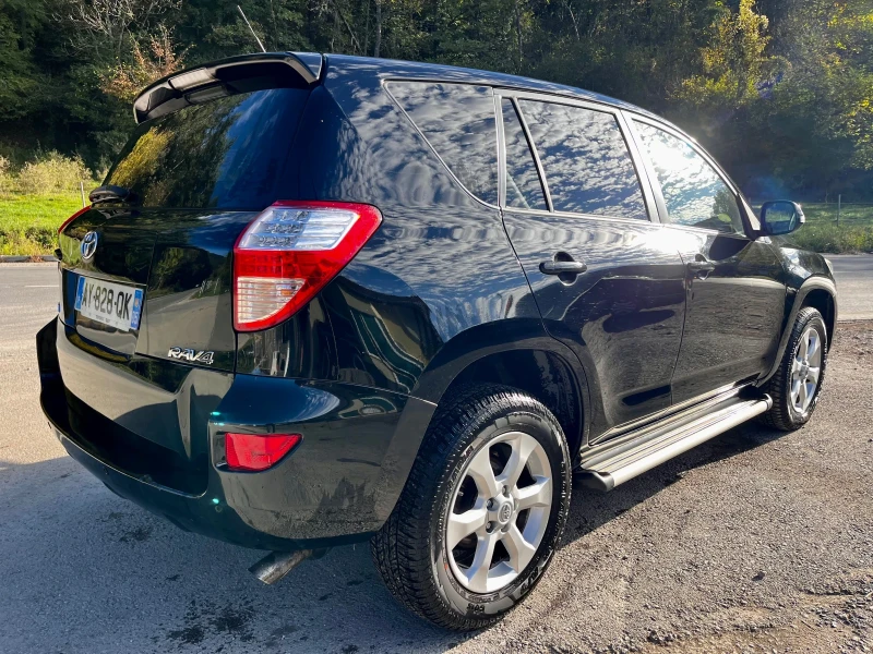 Toyota Rav4 2.2 D-CAT automat , снимка 5 - Автомобили и джипове - 47589576