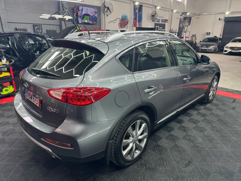 Infiniti QX50, снимка 4 - Автомобили и джипове - 48859986