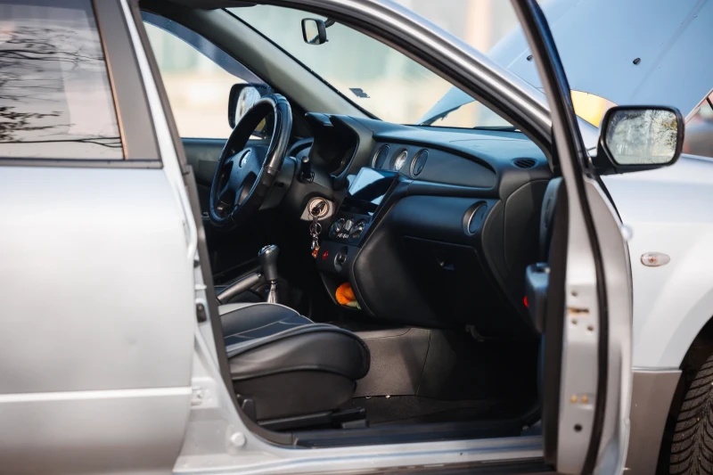 Mitsubishi Outlander Бензин/Газ.4?4. Клима, снимка 12 - Автомобили и джипове - 52448593