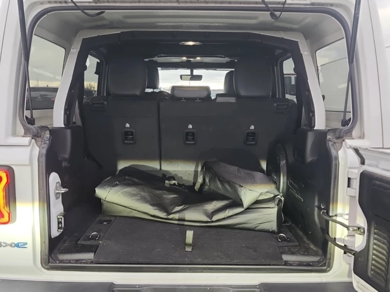 Jeep Wrangler * Unlimited Sahara * CARFAX * БЕЗ ПЪРВОНАЧАЛНА ВНО, снимка 7 - Автомобили и джипове - 52826178