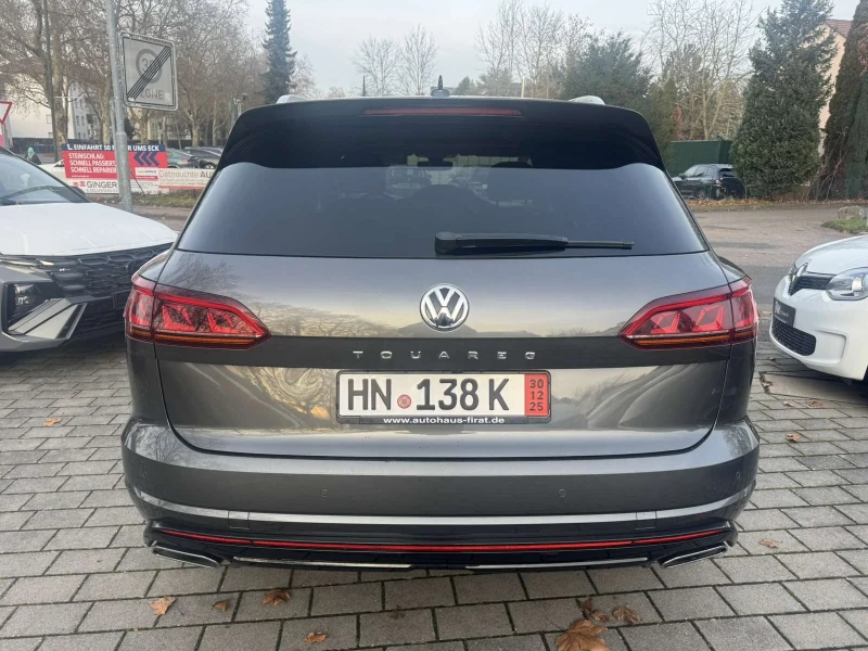 VW Touareg * * R-Line* DIGITAL* * 3.0TDi* * 286кс.* * , снимка 6 - Автомобили и джипове - 52859745