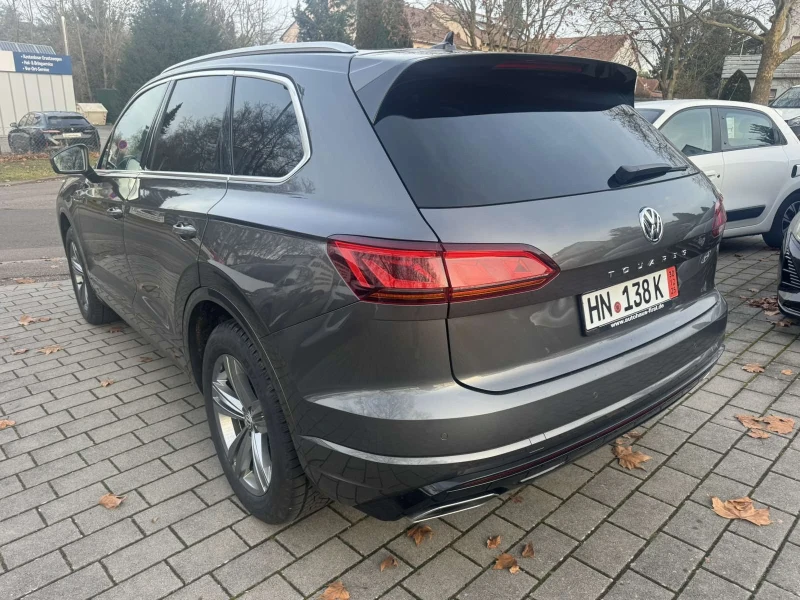 VW Touareg * * R-Line* DIGITAL* * 3.0TDi* * 286кс.* * , снимка 5 - Автомобили и джипове - 52859745