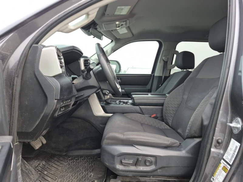 Toyota Tundra * SR5 CREW CAB STD BED * CARFAX * БЕЗ ПЪРВОНАЧАЛНА, снимка 5 - Автомобили и джипове - 53087005