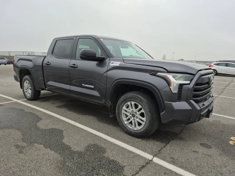 Toyota Tundra * SR5 CREW CAB STD BED * CARFAX * БЕЗ ПЪРВОНАЧАЛНА, снимка 2 - Автомобили и джипове - 53087005