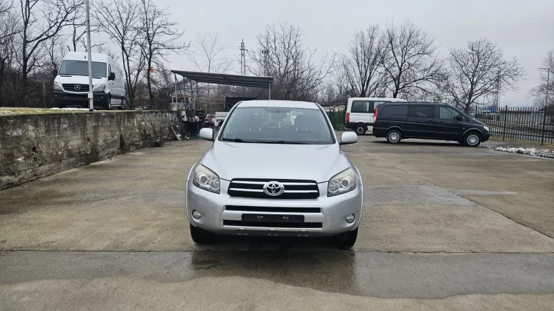 Toyota Rav4 Климатик, снимка 2 - Автомобили и джипове - 53216250