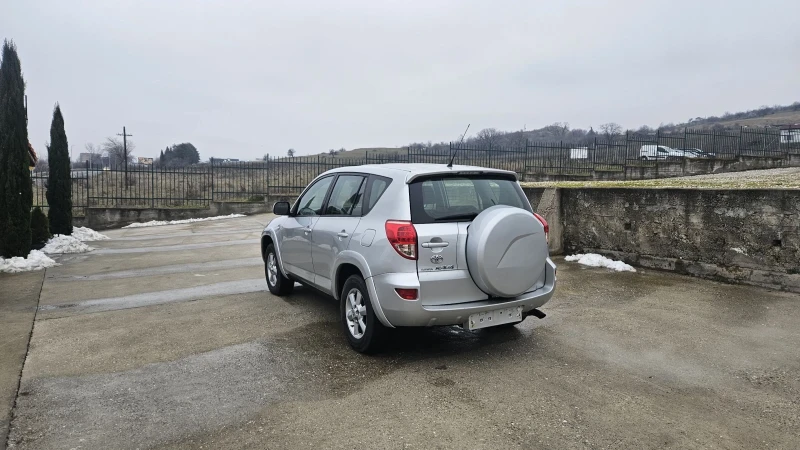 Toyota Rav4 Климатик, снимка 4 - Автомобили и джипове - 53216250
