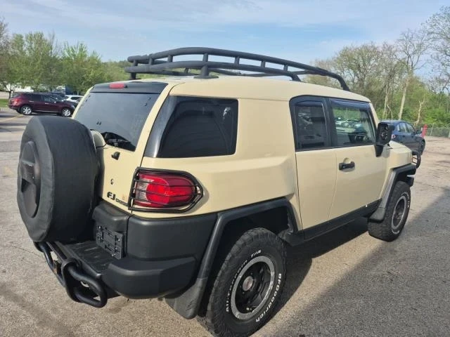 Toyota Fj cruiser  - изображение 4
