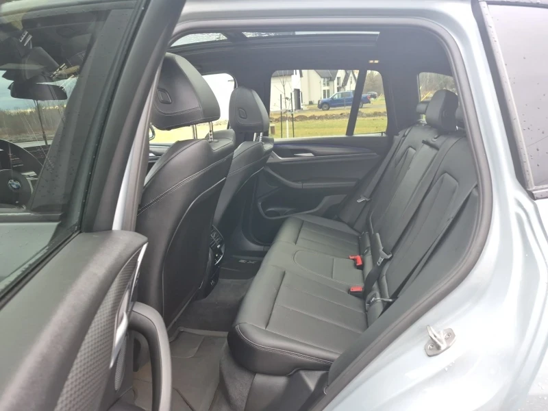 BMW X3 3.0i, M-sport, Panorama, снимка 13 - Автомобили и джипове - 52847753