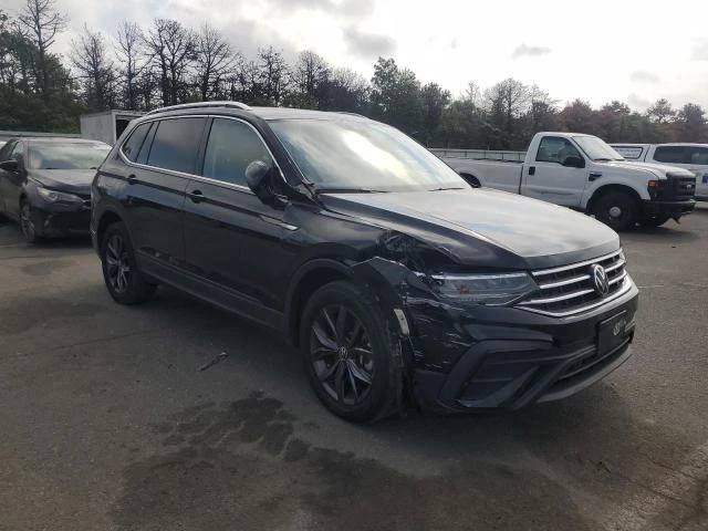 VW Tiguan SE 4matic, снимка 4 - Автомобили и джипове - 53769161