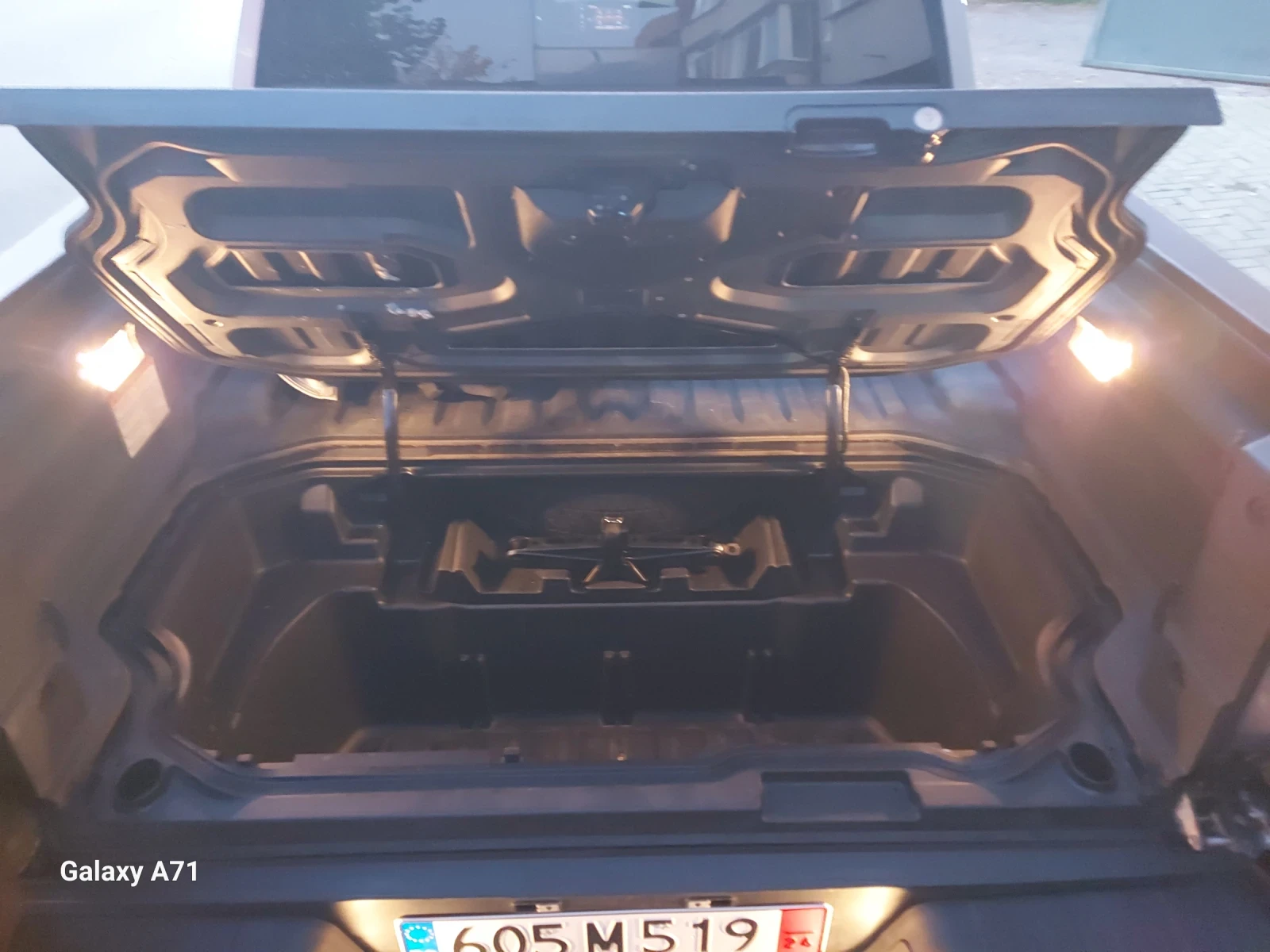Honda Ridgeline 3.5i , 4x4 - изображение 4