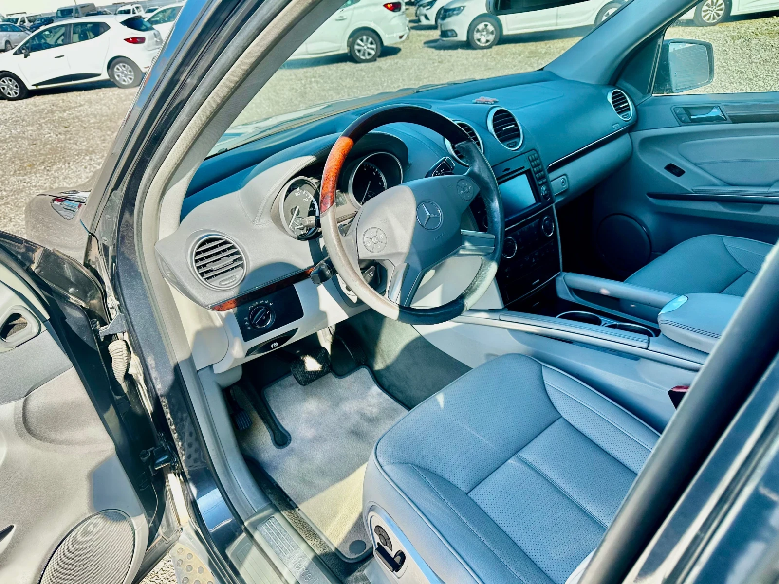 Mercedes-Benz GL Отлично Състояние - изображение 8