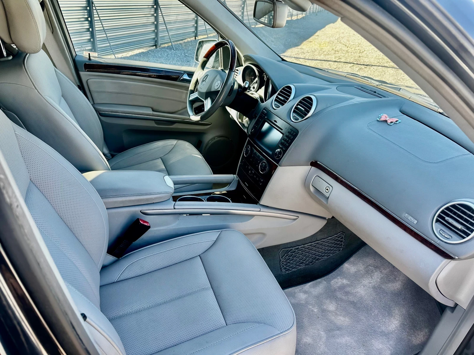 Mercedes-Benz GL Отлично Състояние - изображение 9