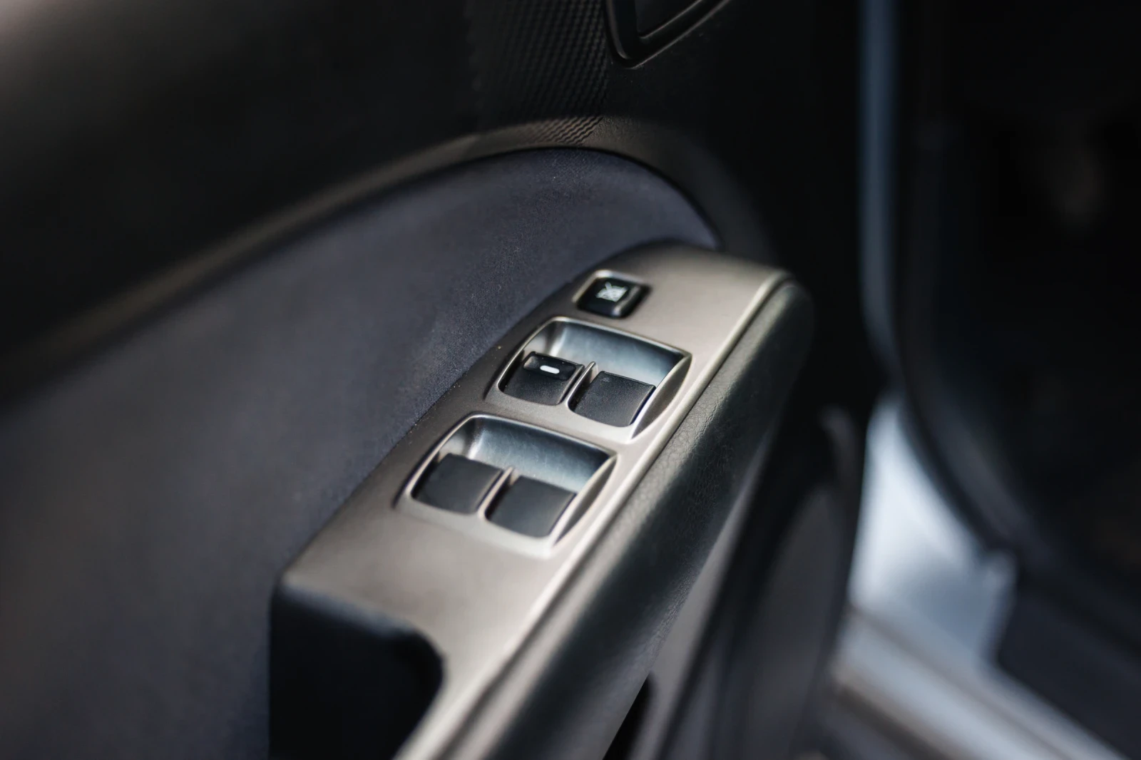 Mitsubishi Outlander ������/���.4?4. ����� | Mobile.bg � ����������� 15