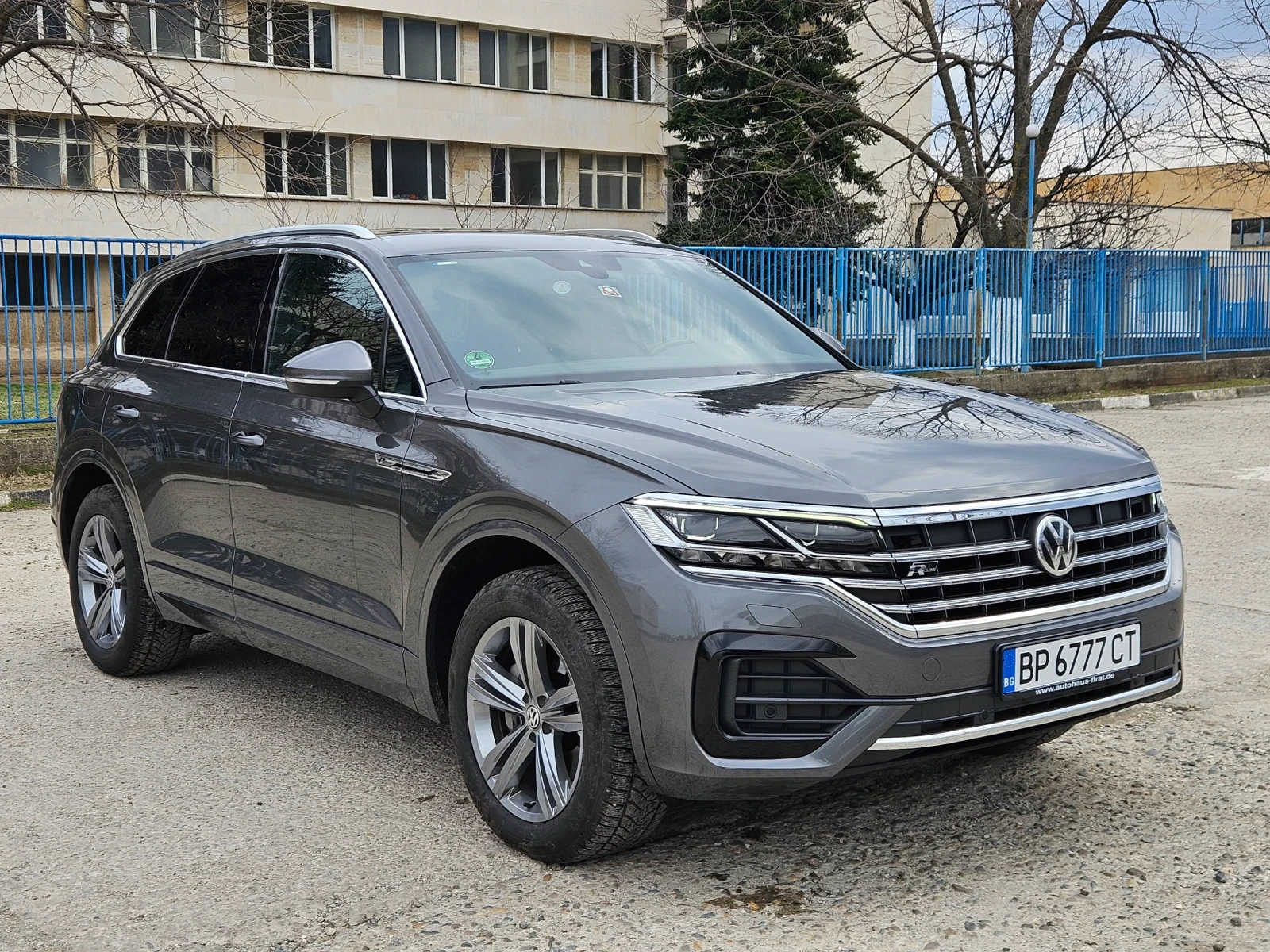 VW Touareg * * R-Line* DIGITAL* * 3.0TDi* * 286кс.* * , снимка 2 - Автомобили и джипове - 53809456