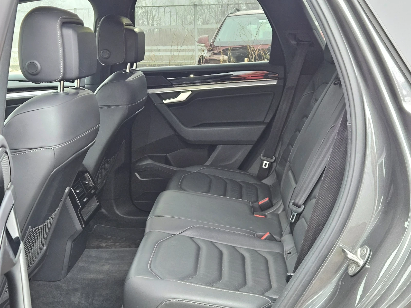 VW Touareg * * R-Line* DIGITAL* * 3.0TDi* * 286��.* *  | Mobile.bg � ����������� 11