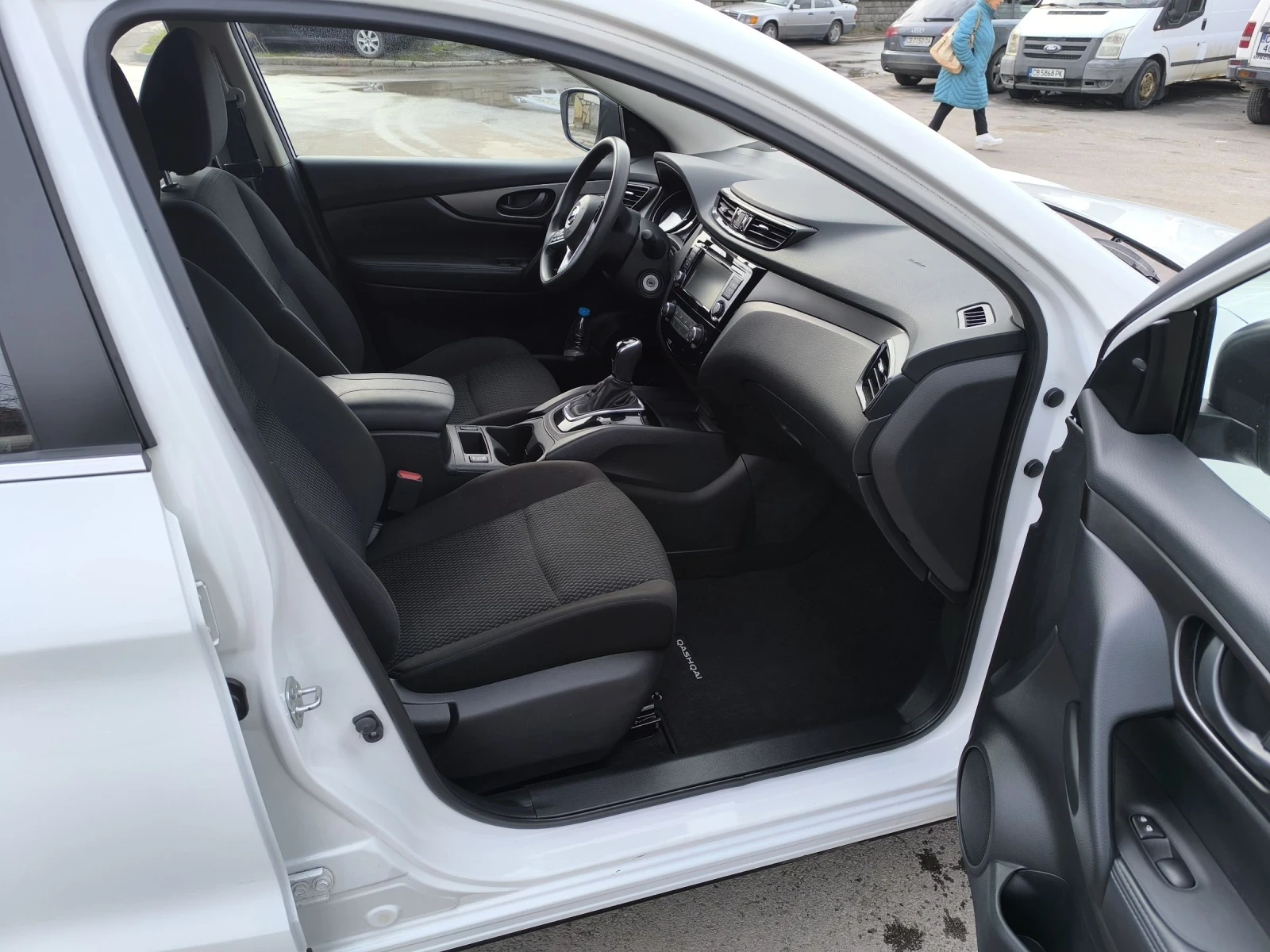Nissan Qashqai AWD 52300 км - изображение 10