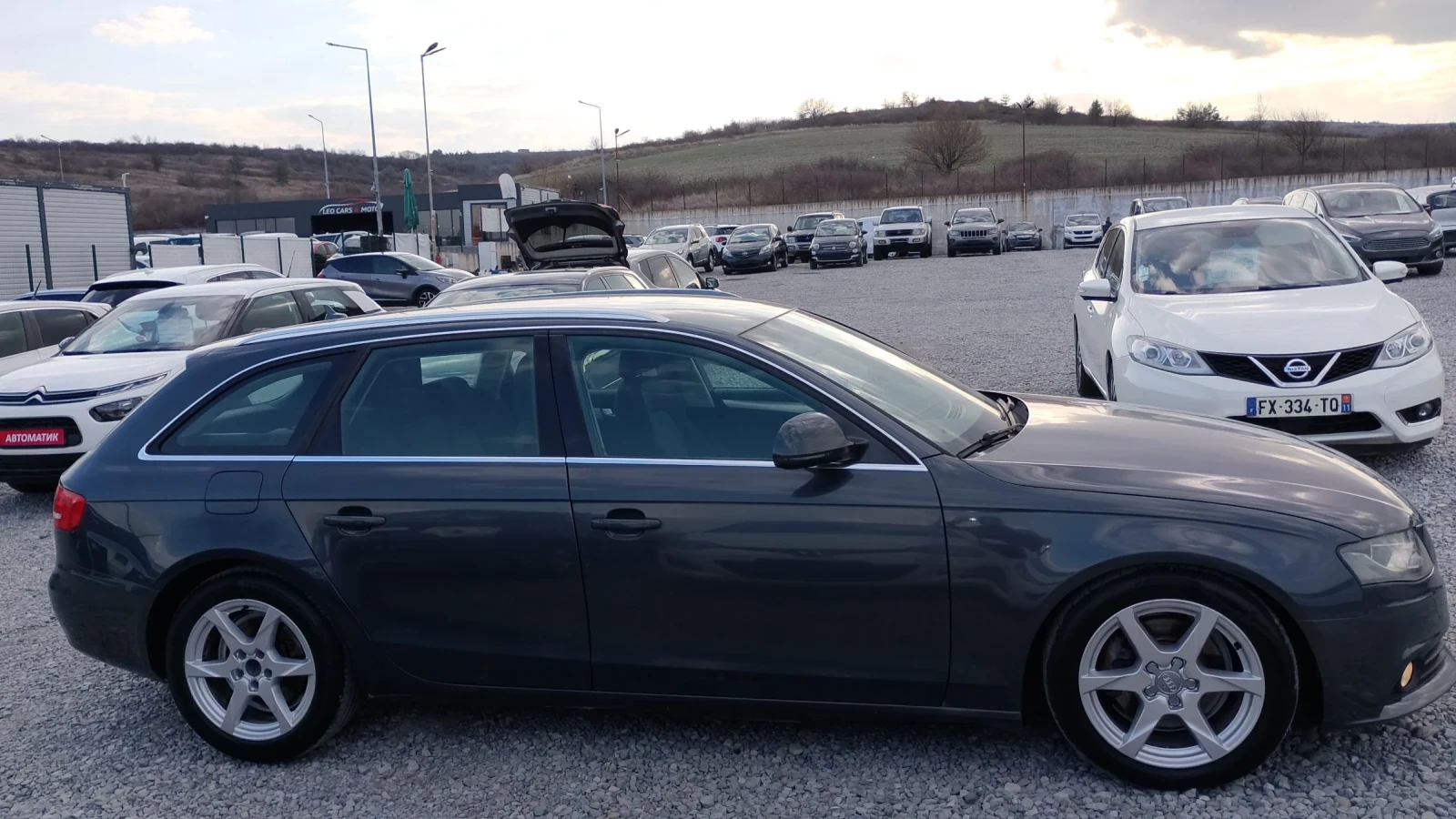 Audi A4 2.0TDI, снимка 9 - Автомобили и джипове - 53966903