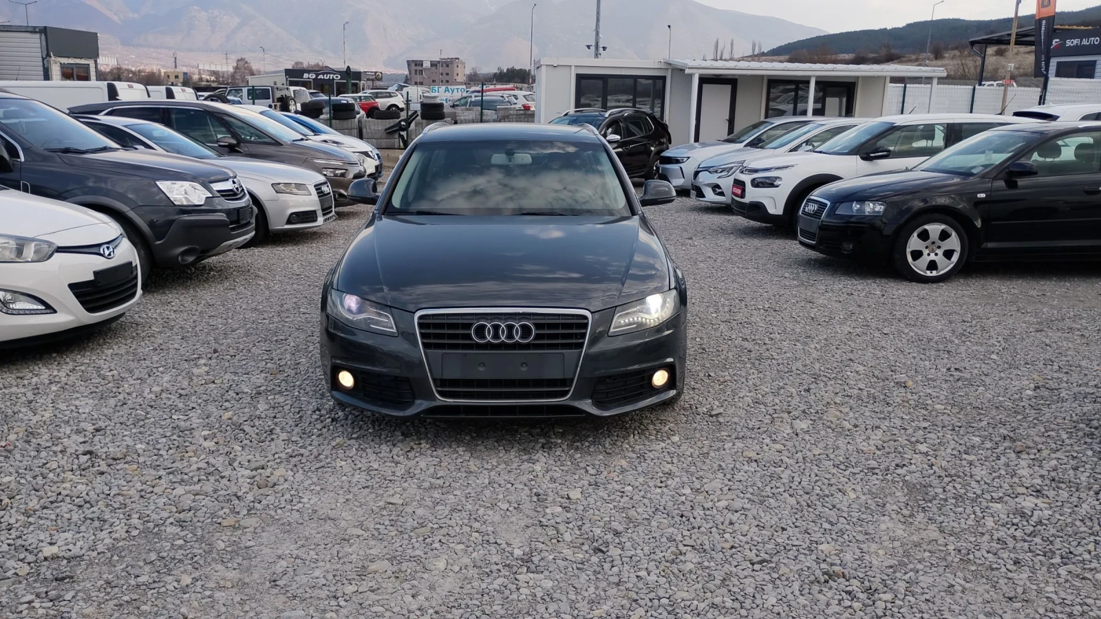Audi A4 2.0TDI, снимка 10 - Автомобили и джипове - 53966903