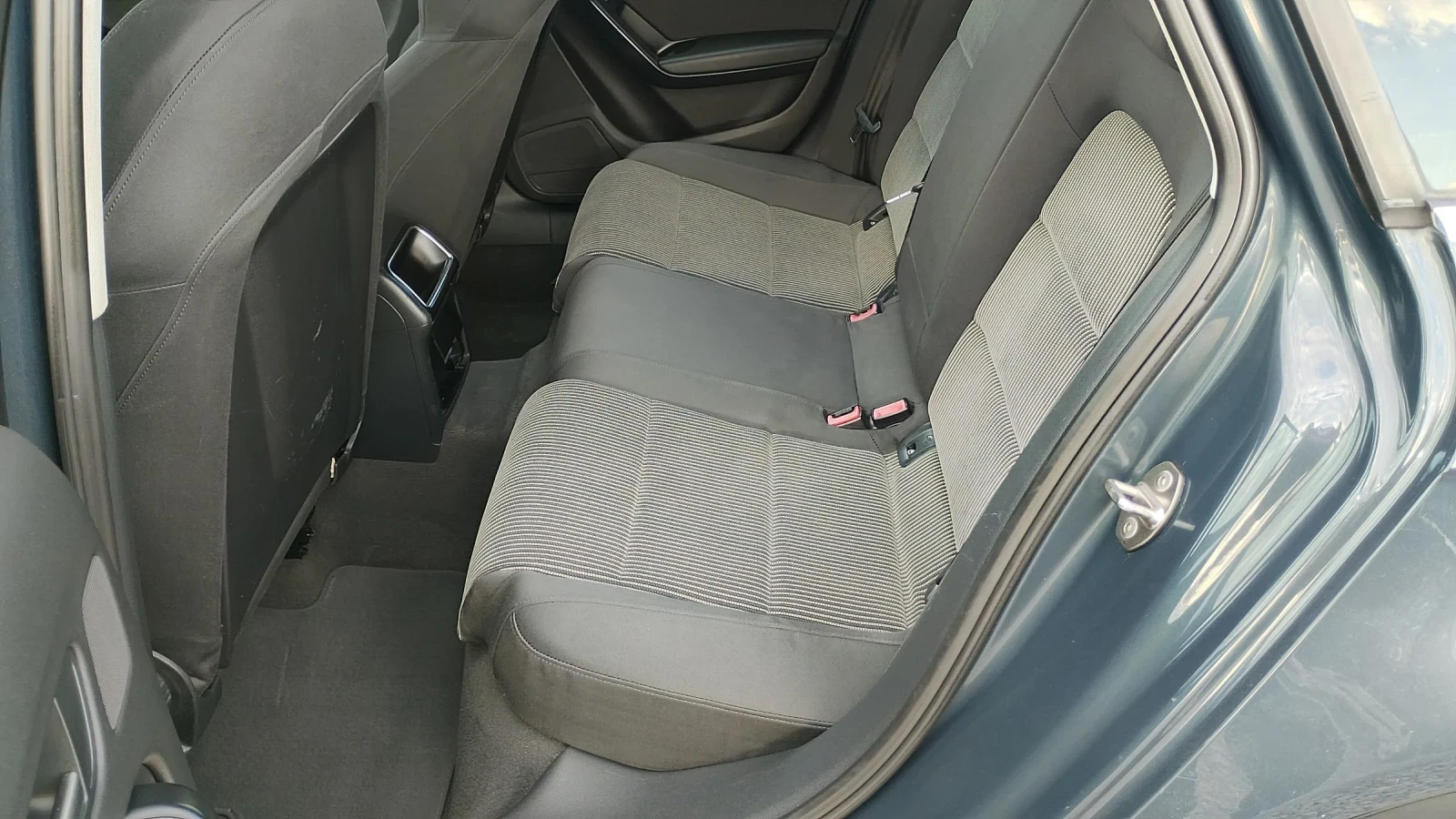 Audi A4 2.0TDI, снимка 15 - Автомобили и джипове - 53966903