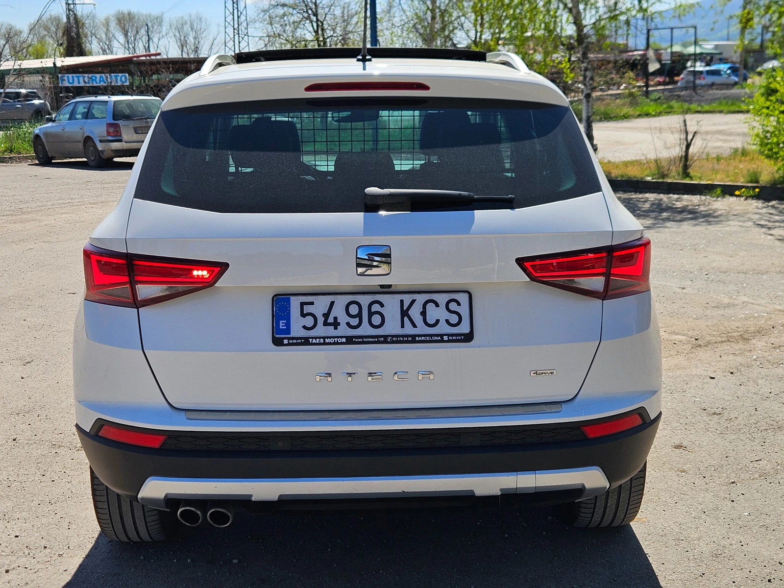 Seat Ateca Автомат 4x4, снимка 4 - Автомобили и джипове - 54314525