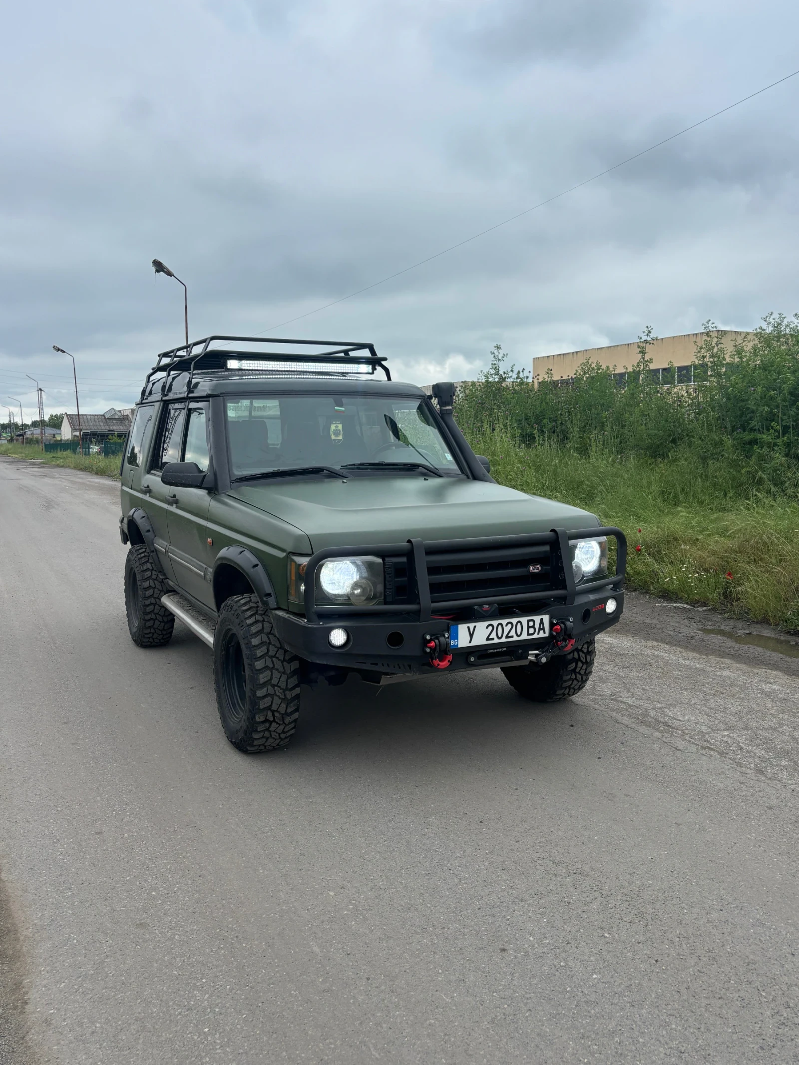 Land Rover Discovery 2.5, снимка 3 - Автомобили и джипове - 54653044