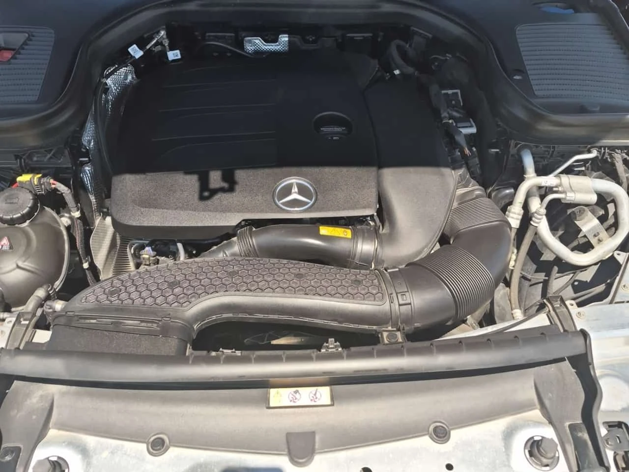 Mercedes-Benz GLC * 300 * CARFAX * ЦЕНА ДО БГ, снимка 14 - Автомобили и джипове - 54728210
