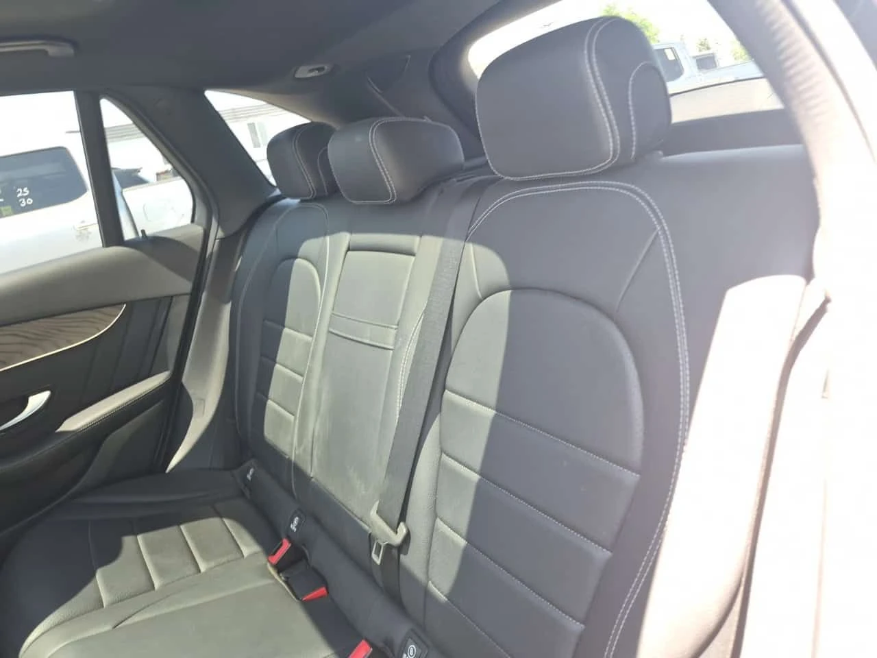 Mercedes-Benz GLC * 300 * CARFAX * ЦЕНА ДО БГ, снимка 9 - Автомобили и джипове - 54728210