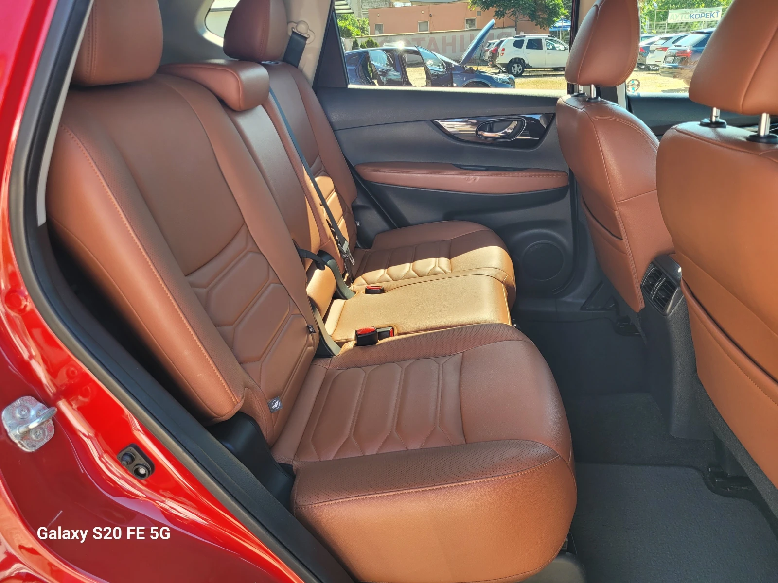 Nissan X-trail 2.5 170k.c FULL EXTRAS, снимка 12 - Автомобили и джипове - 54867944