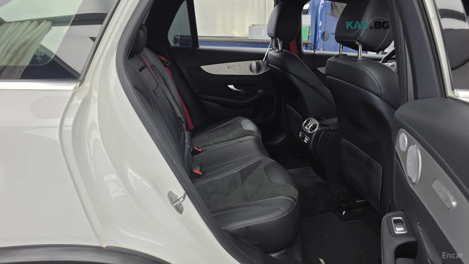 Mercedes-Benz GLC 63 AMG 4MATIC* КОЖА* ПАНО* НАВИ, снимка 9 - Автомобили и джипове - 55385657