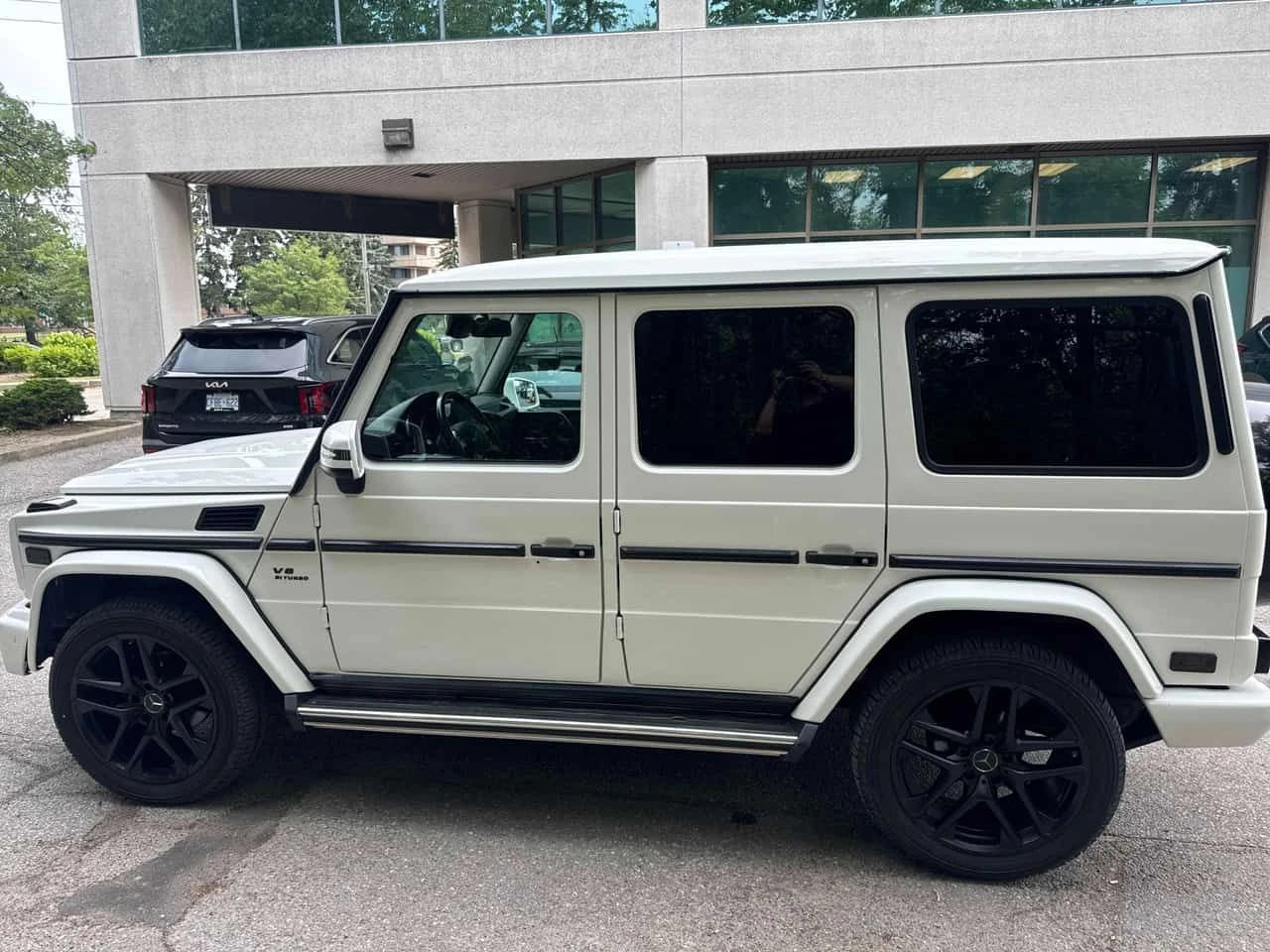 Mercedes-Benz G 500 4MATIC * ДИСТРОНИК* ОБДУХВАНЕ* ШИБИДАХ* , снимка 3 - Автомобили и джипове - 55423860