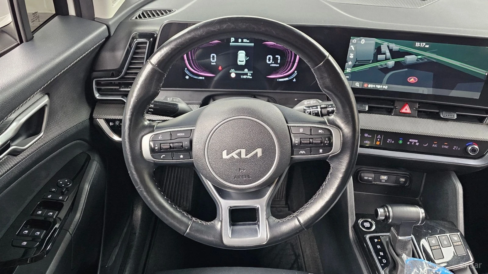 Kia Sportage 1.6 Turbo 2WD* КОЖА* НАВИ* КАМЕРА* АВТОКРЕДИТ, снимка 11 - Автомобили и джипове - 55620111
