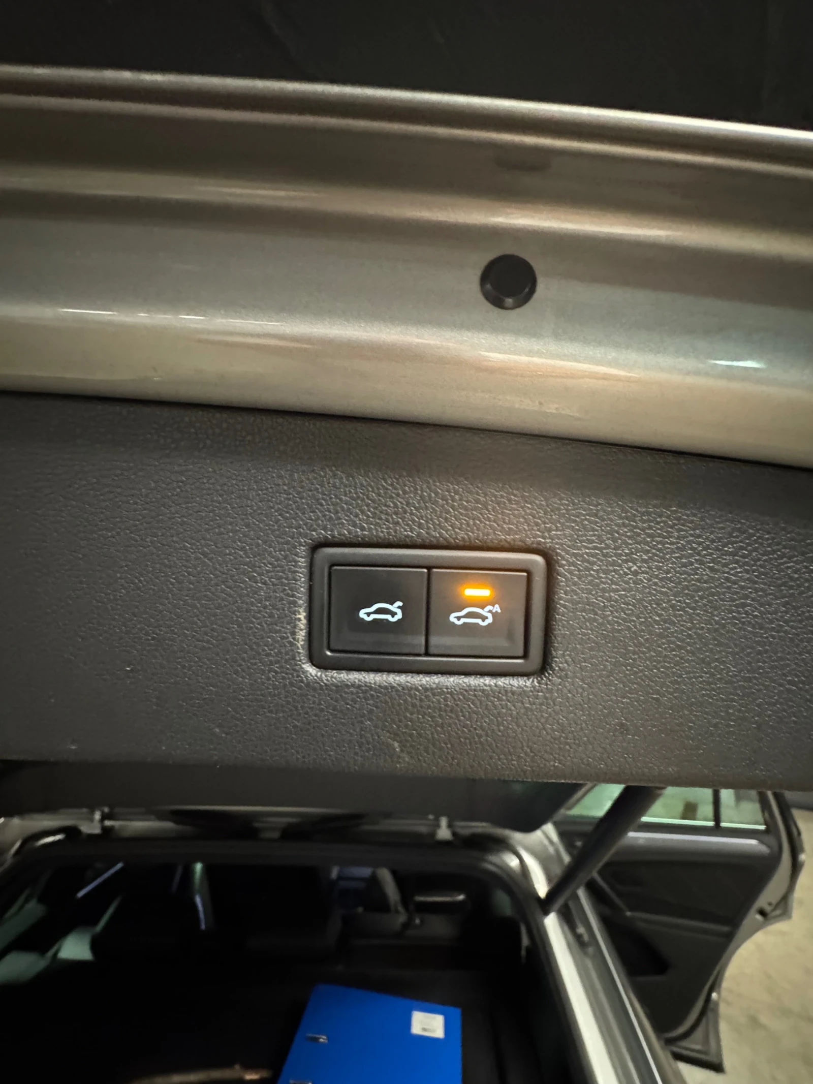 VW Tiguan R line 240 кс, снимка 14 - Автомобили и джипове - 56166427