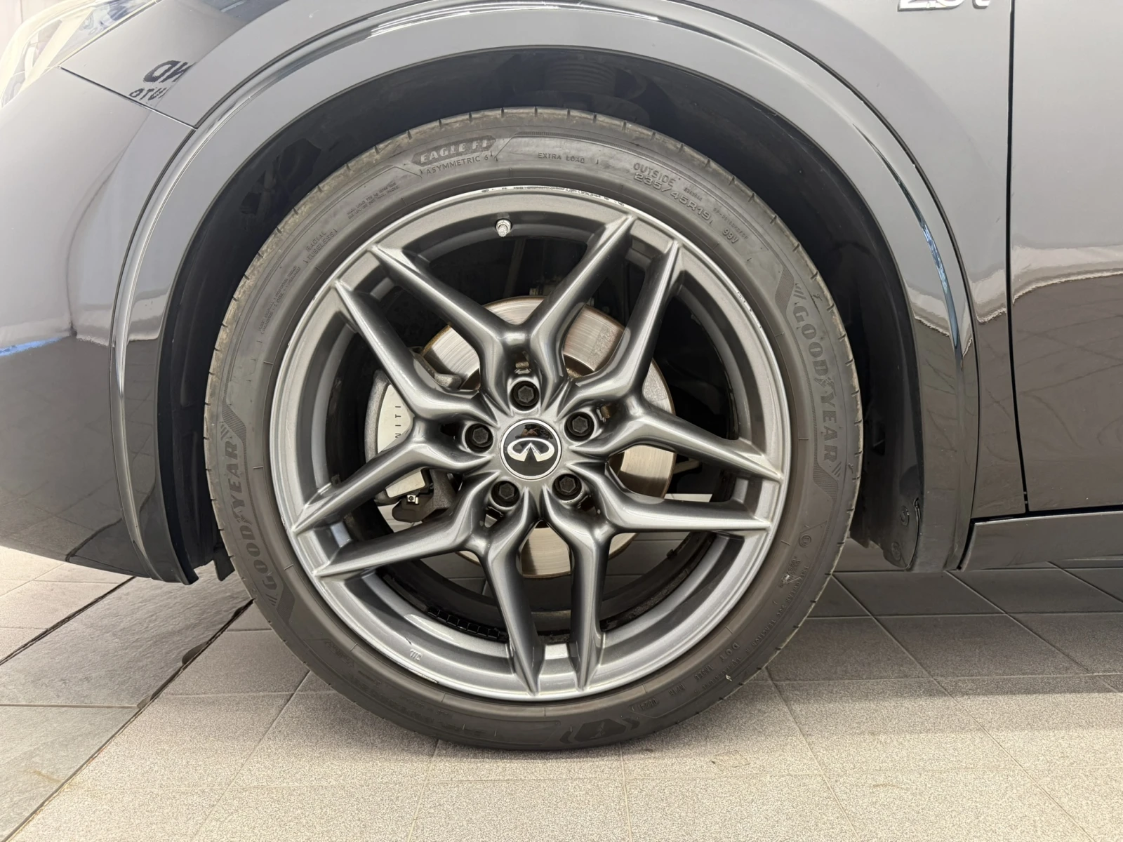 Infiniti Q30 s Premium, снимка 9 - Автомобили и джипове - 56222185